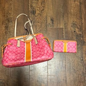 Coach purse and wallet